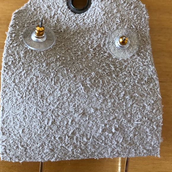 Anthropologie floral drop earrings - Picture 8 of 8